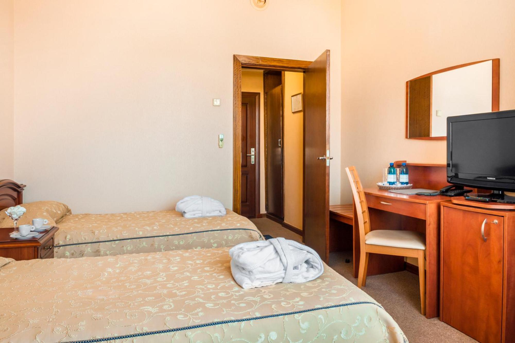 Hotel Kiew Zimmer foto