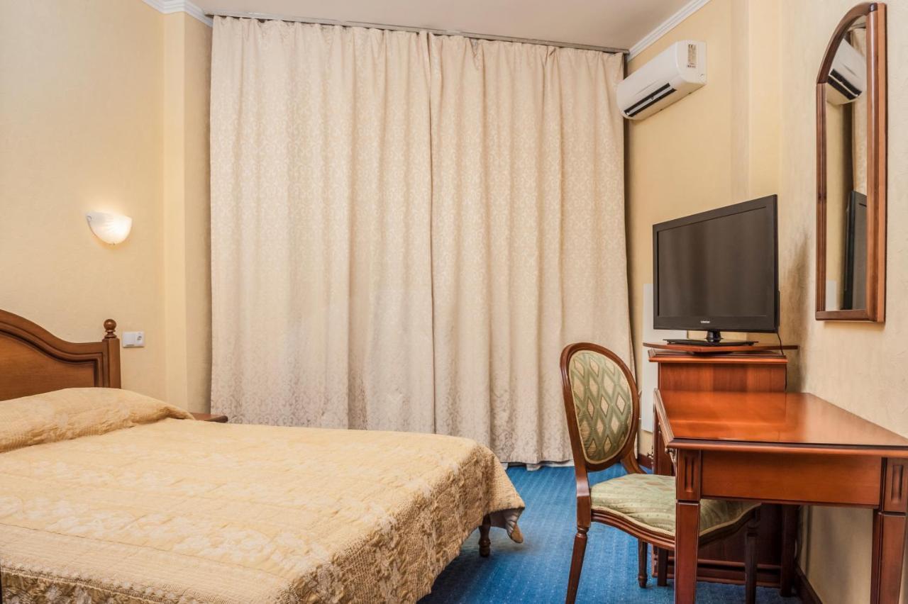 Hotel Kiew Zimmer foto
